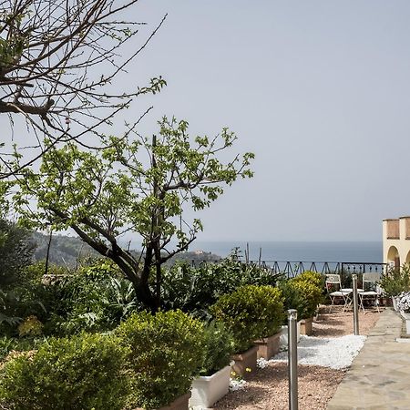 Faraglioni Di Sorrento Guesthouse Eksteriør billede