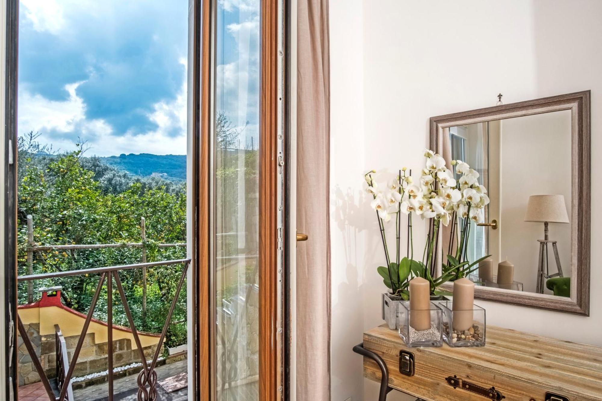 Faraglioni Di Sorrento Guesthouse Eksteriør billede