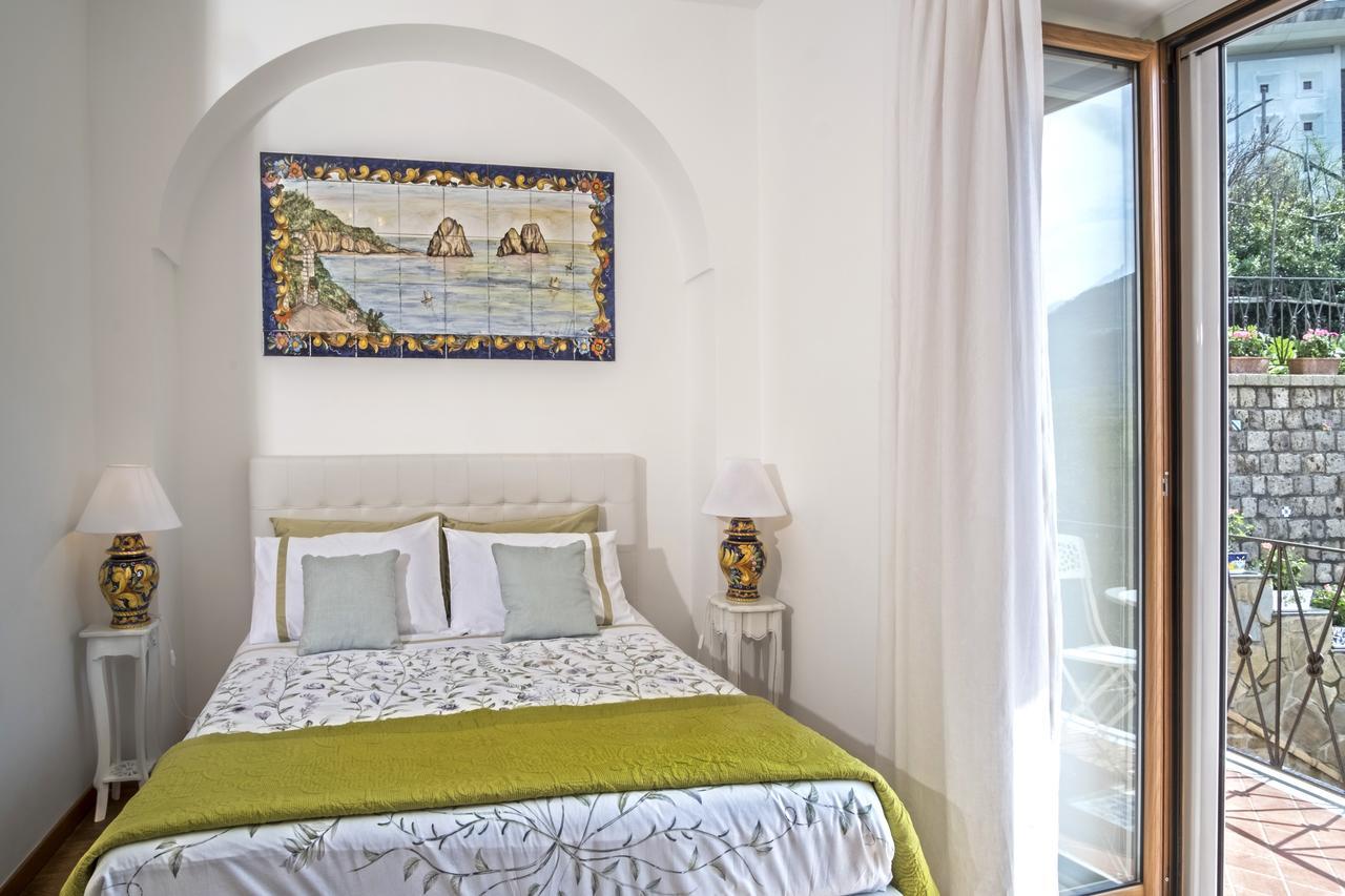 Faraglioni Di Sorrento Guesthouse Eksteriør billede
